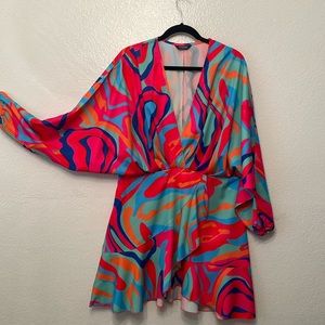 Bright color dress by Chicme X-Large. Ruffled skirt attached 3/4 dolman sleeves